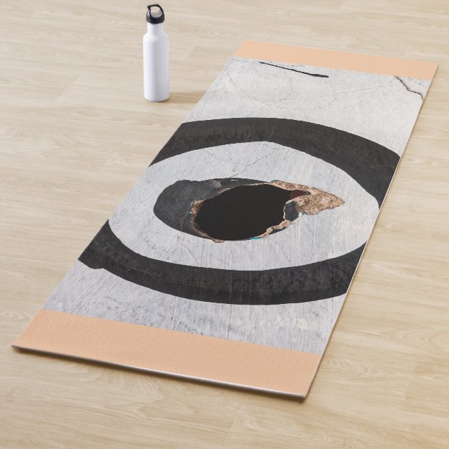 target tears up yoga mat (In Situ)