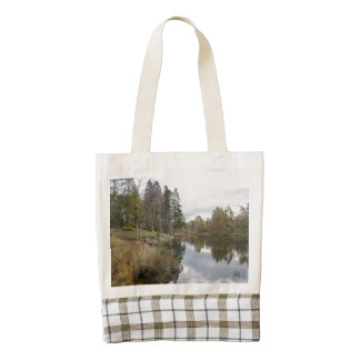Tarn Hows, Cumbria Zazzle HEART Tote Bag