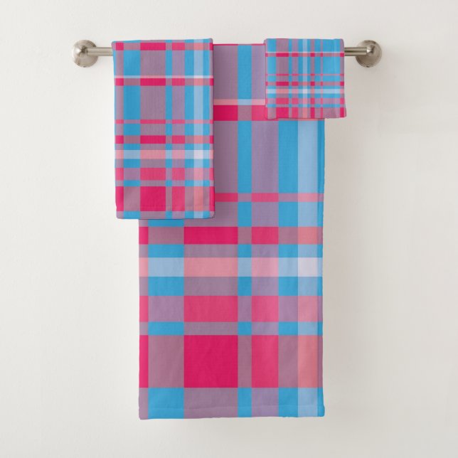 Tartan blue and red bath towel set (Insitu)