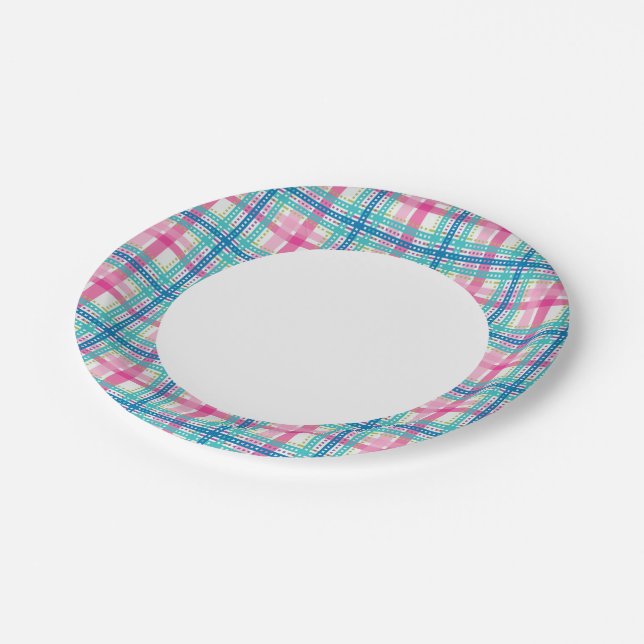 Tartan, plaid pattern paper plates (Angled)
