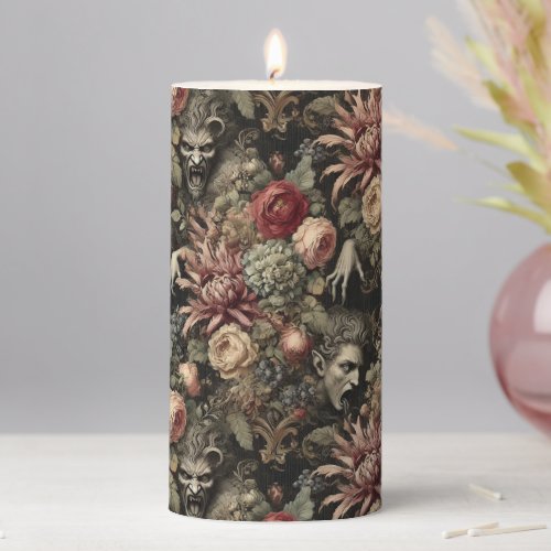 Taste Like Baroque – Gothic Altar in Tapestry Pillar Candle