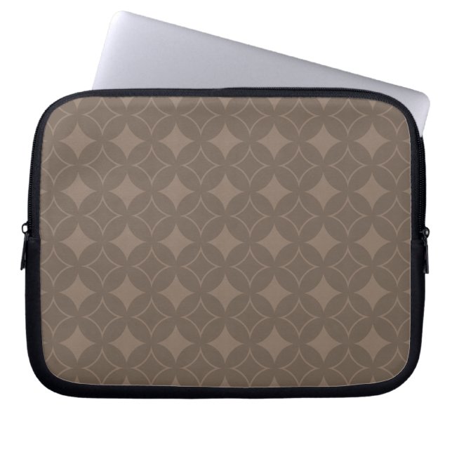 Taupe shippo laptop sleeve (Front)