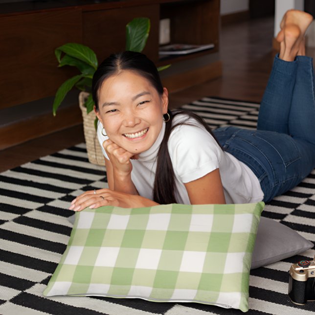 Tea Green Checkered Pillow Case (Creator Uploaded)