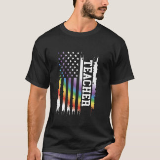 Teacher United States Distressed Rainbow w US Flag T-Shirt