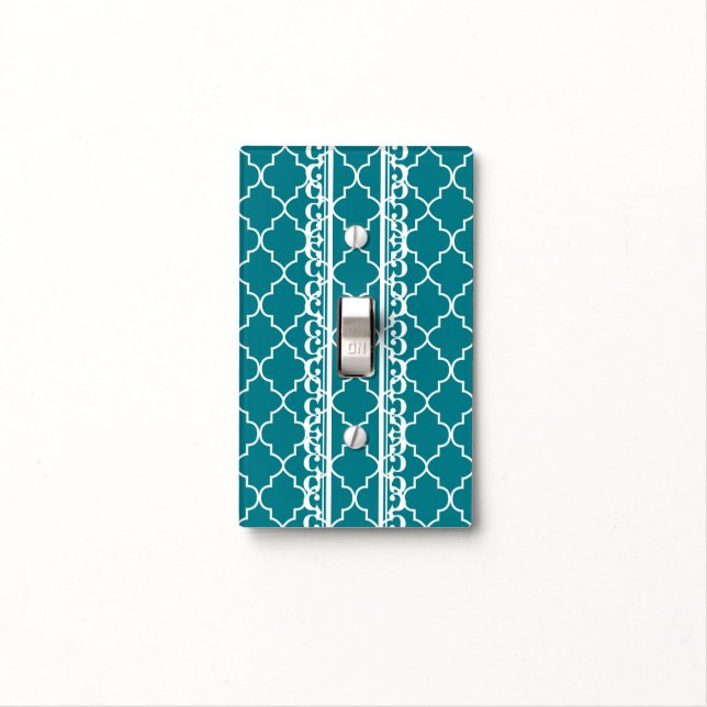 Teal Quatrefoil Patterns Light Switch Cover (In Situ)