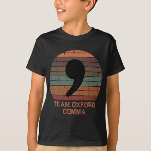 Team Oxford Comma Sweat Retro Circle Fun Grammar P T_Shirt