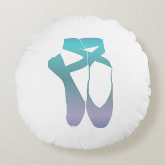 Team Pointe Ballet Ocean Round Pillow