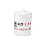 Familia reyes   Teapots