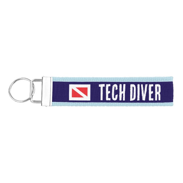 TECH DIVER WRIST KEYCHAIN (Keys on Left)
