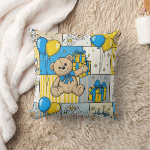 Teddy Bear Daisy Garden Pattern (4) Throw Pillow