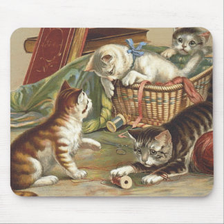 TEE Curious Cat Mouse Pad