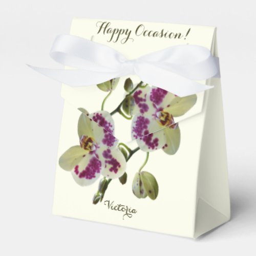 Tent Favor Boxes Rich Pale Yellow Orchids