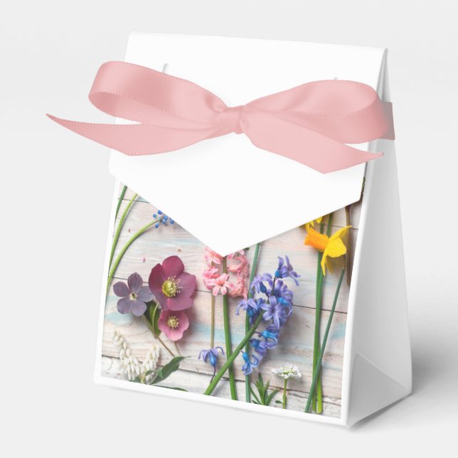 Tent with Ribbon Favor Box (Front Side)