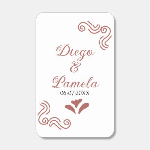 Terracotta black rustic spanish wedding couple en matchboxes