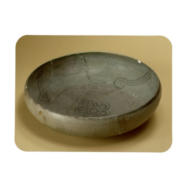 Terracotta painted grey ware, Hastinapur, 800-400 Magnet (Horizontal)
