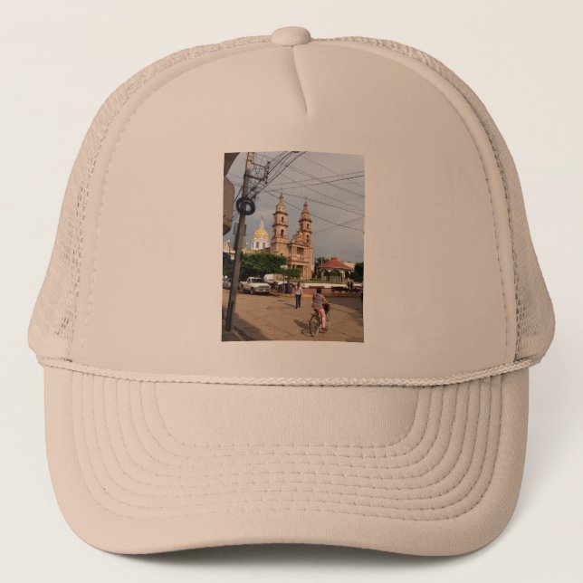 test trucker hat (Front)