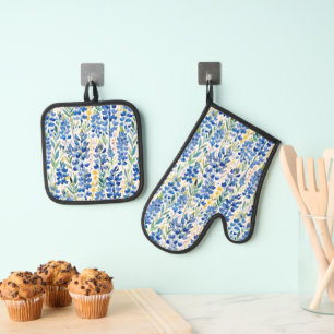 Texas Bluebonnet Wildflower Pattern Oven Mitt & Pot Holder Set