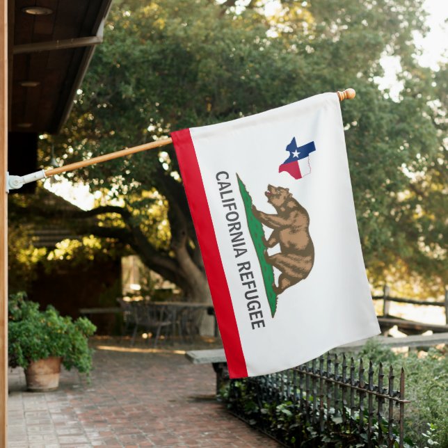Texas - California Refugee  House Flag (In SItu)