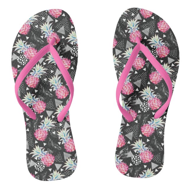 Textured Triangle Pineapple Pattern Flip Flops (Footbed)