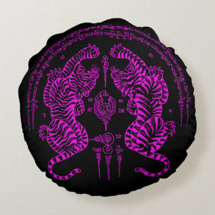 Thai Tattoo Designs Tiger " Yant Suea Koo " Pink Round Pillow