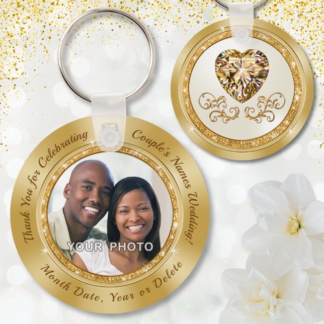 Thank You Gifts for Wedding Guests Ideas. Photo Keychain (Photo Wedding Favors. Personalised Wedding Favours with Couple's Picture. Golden Anniversary Favors.)