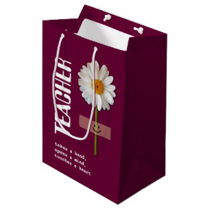 Thank You, Teacher. Smiling Daisy Custom Name Medium Gift Bag