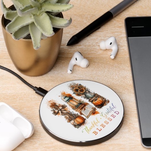 Thankful Grateful Blessed Wireless Charger (Desk 2)