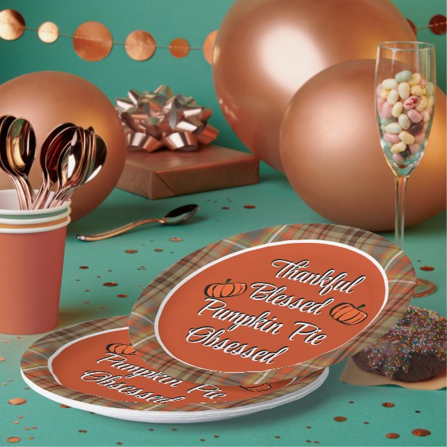Thanksgiving Pumpkin Pie Dessert  Paper Plates (Multi)