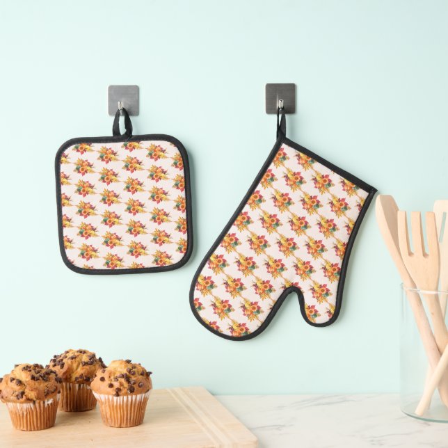 Thanksgiving Pumpkins Oven Mitt & Pot Holder Set (Insitu(Hanging))