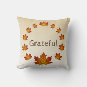 Thanksgiving Wreath Grateful Simple Maple Leaves Throw Pillow