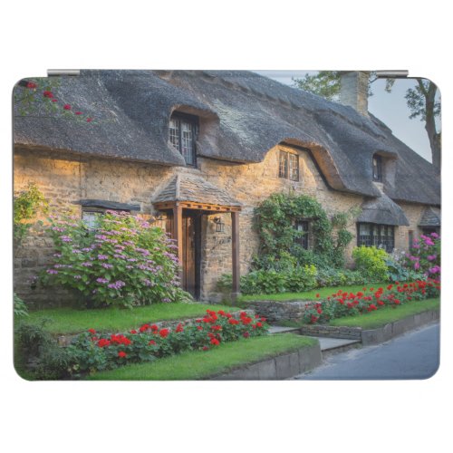 Thatch roof cottage in England iPad Air Cover