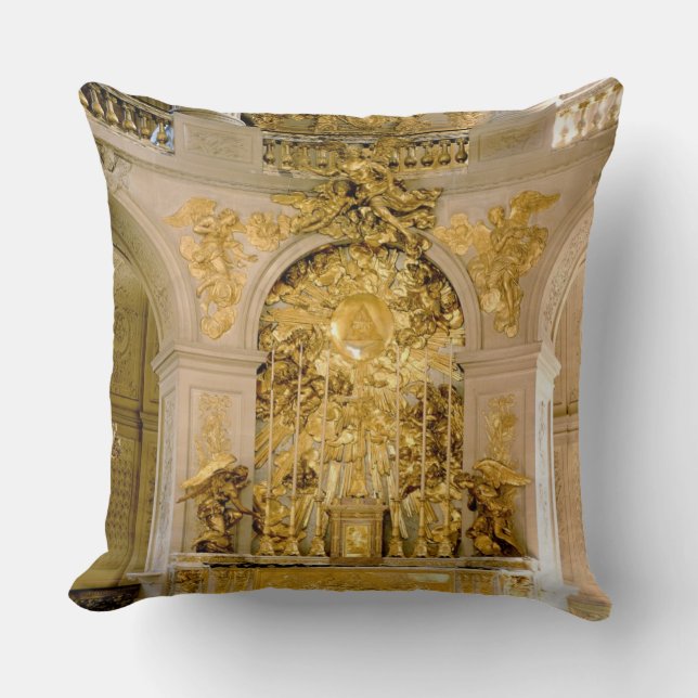 The Altar in the Royal Chapel (photo) Throw Pillow (Front)