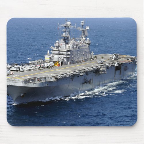 The amphibious assault ship USS Peleliu Mouse Pad