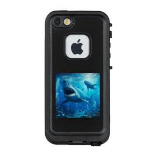 The Ancient Sea Ruler "Megalodon" LifeProof FRĒ iPhone SE/5/5s Case