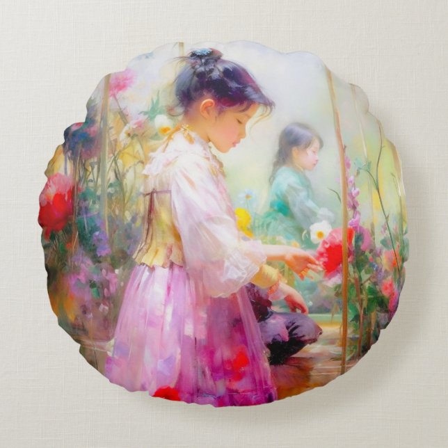 The Beauty of Flowers  Round Pillow (Front)