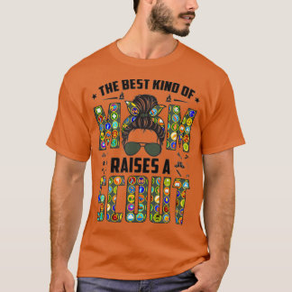 The Best Kind Of Mom Raises A Scout Mothers Day T-Shirt