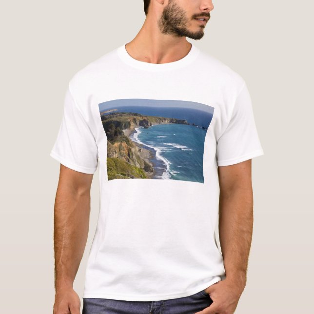 The Big Sur coastline in California, USA T-Shirt (Front)