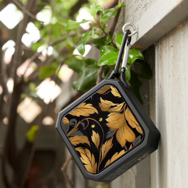 The Cat's Garden  Bluetooth Speaker (Inisitu)