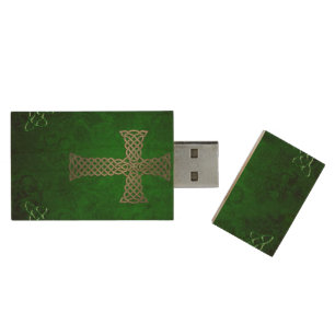 The celtic cross wood flash drive