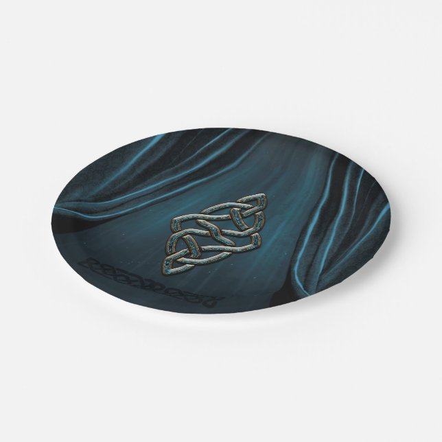 The celtic knot paper plates (Angled)