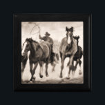The Chase I Keepsake Box<br><div class="desc">Animals</div>