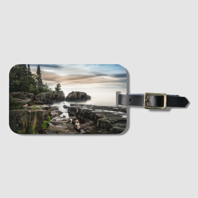 The Coast of Lake Superior | Minnesota Luggage Tag (Front Horizontal)