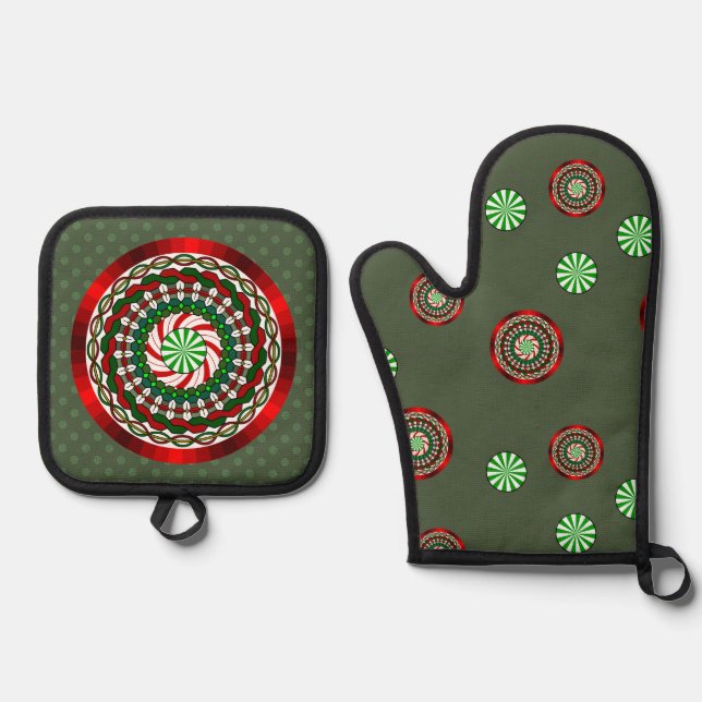 The Colors of Christmas Oven Mitt & Pot Holder Set (Front)
