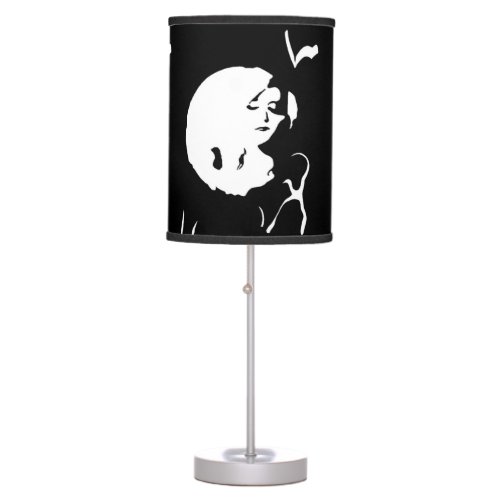 The Dame Table Lamp