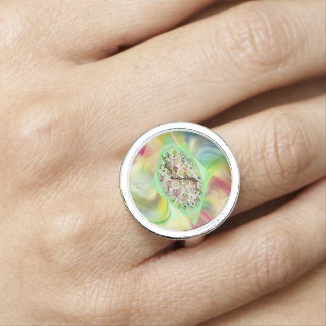 The DeCoder Ring 'Seer 999' (In Situ)