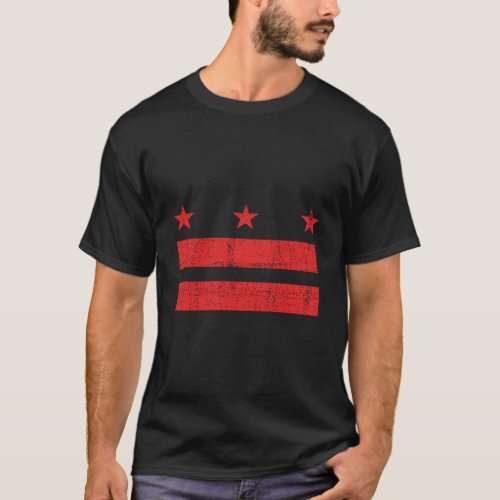 The District Of Columbia Flag Distressed _ Washing T_Shirt
