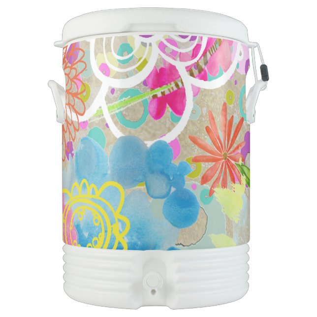 The Dream Garden Igloo 10 Gallon Beverage Cooler (Front)