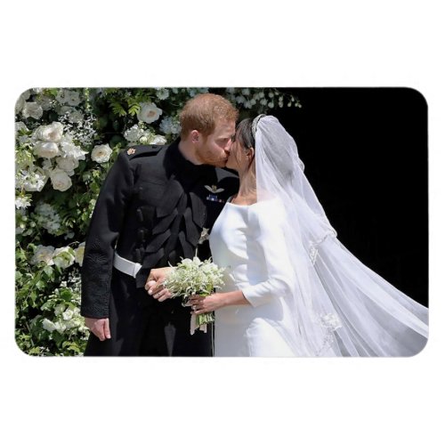 The Duke and Duchess of Sussex wedding day kiss Magnet
