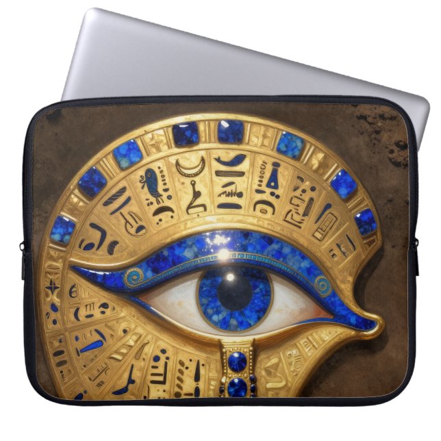 The Egyptian Eye´7 Laptop Sleeve (Front)