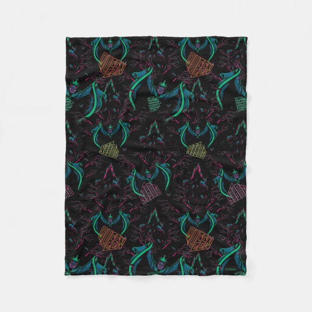 The Evil Queen Pattern Fleece Blanket (Front)